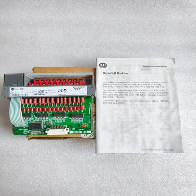 Allen-Bradley 1746-OB16 SLC 500 16-Point 24V DC Source Output Module thumbnail 7119